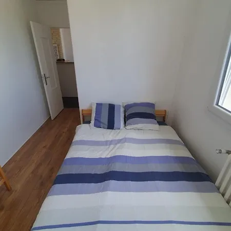 Apartment Bright T2 Of 45 M In