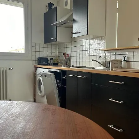 Bright T2 Of 45 M In Apartament Nantes